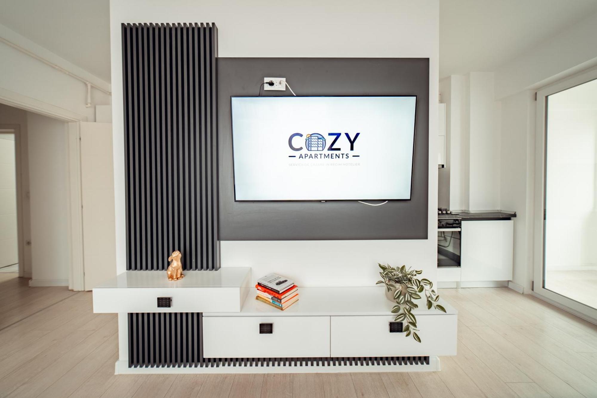 Cozy Aparthotel - Ultracentral Luxury Apartments Яш Екстериор снимка