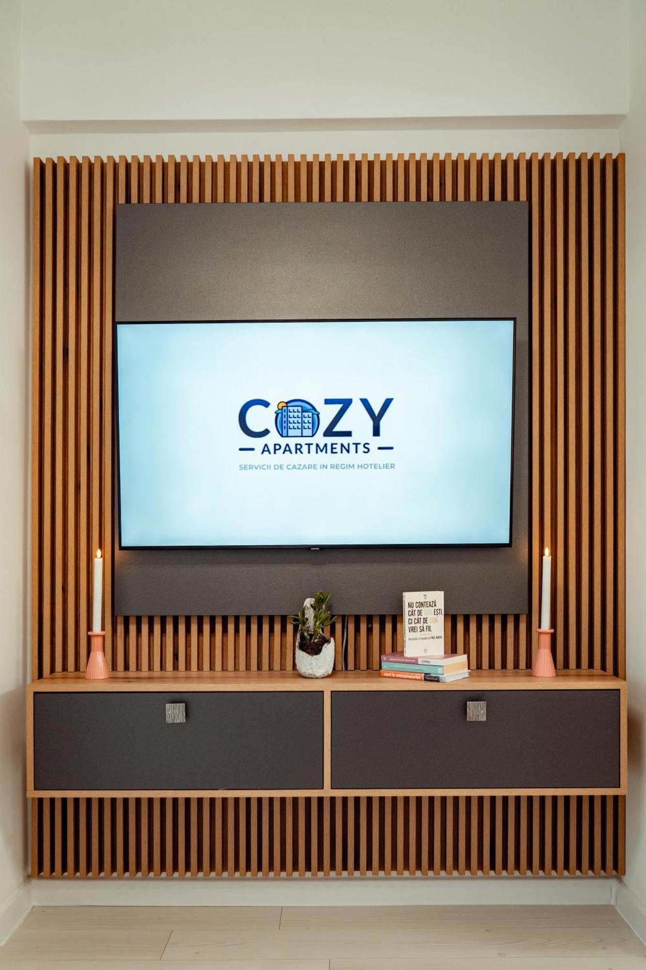 Cozy Aparthotel - Ultracentral Luxury Apartments Яш Екстериор снимка