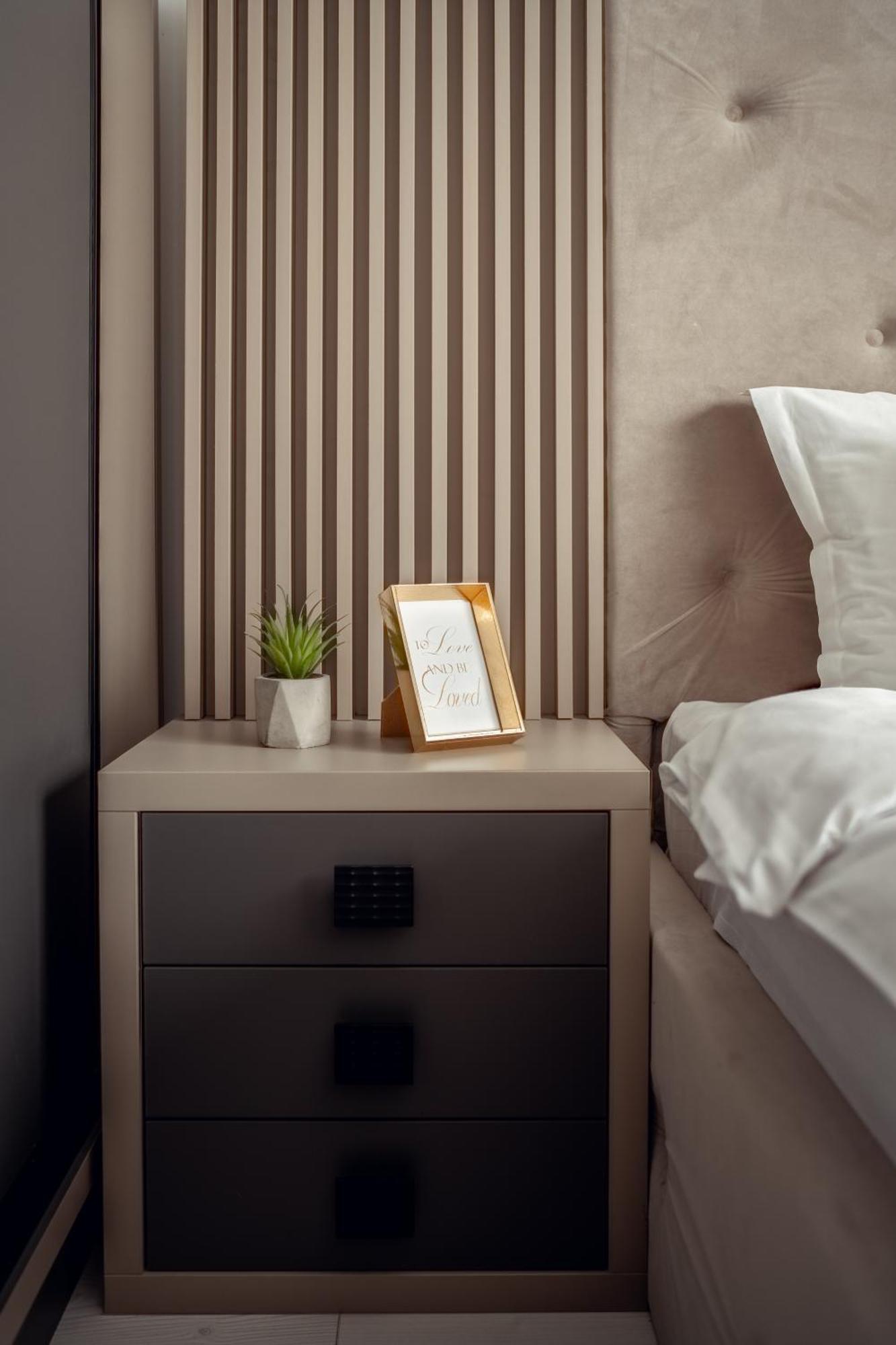 Cozy Aparthotel - Ultracentral Luxury Apartments Яш Екстериор снимка
