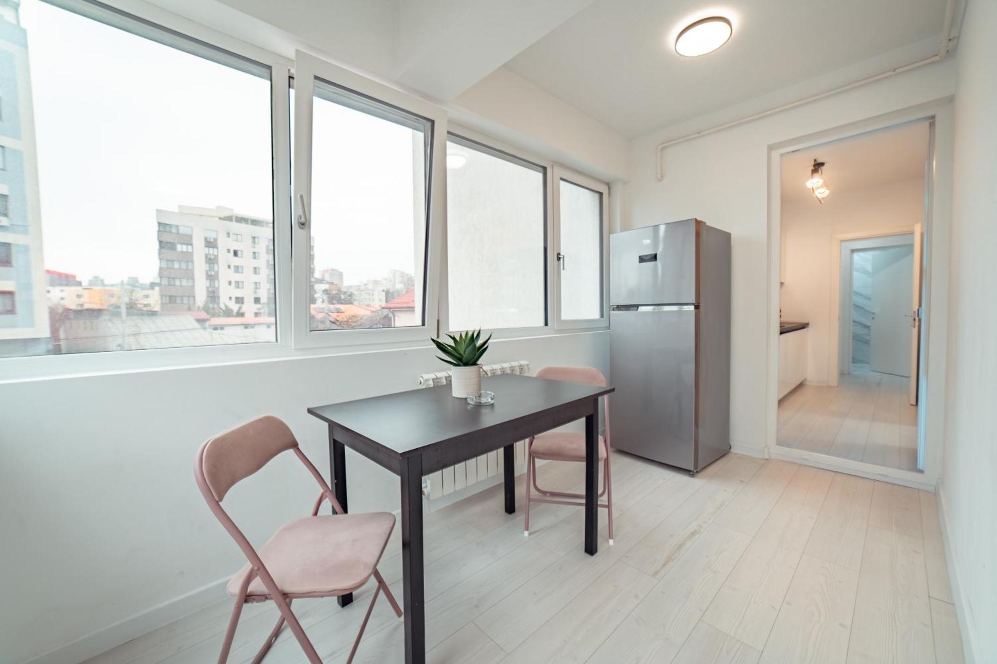 Cozy Aparthotel - Ultracentral Luxury Apartments Яш Екстериор снимка