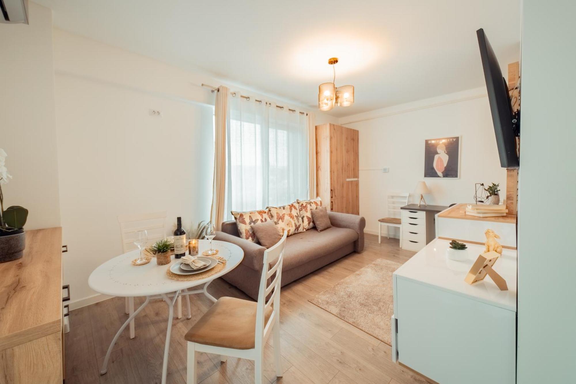 Cozy Aparthotel - Ultracentral Luxury Apartments Яш Екстериор снимка